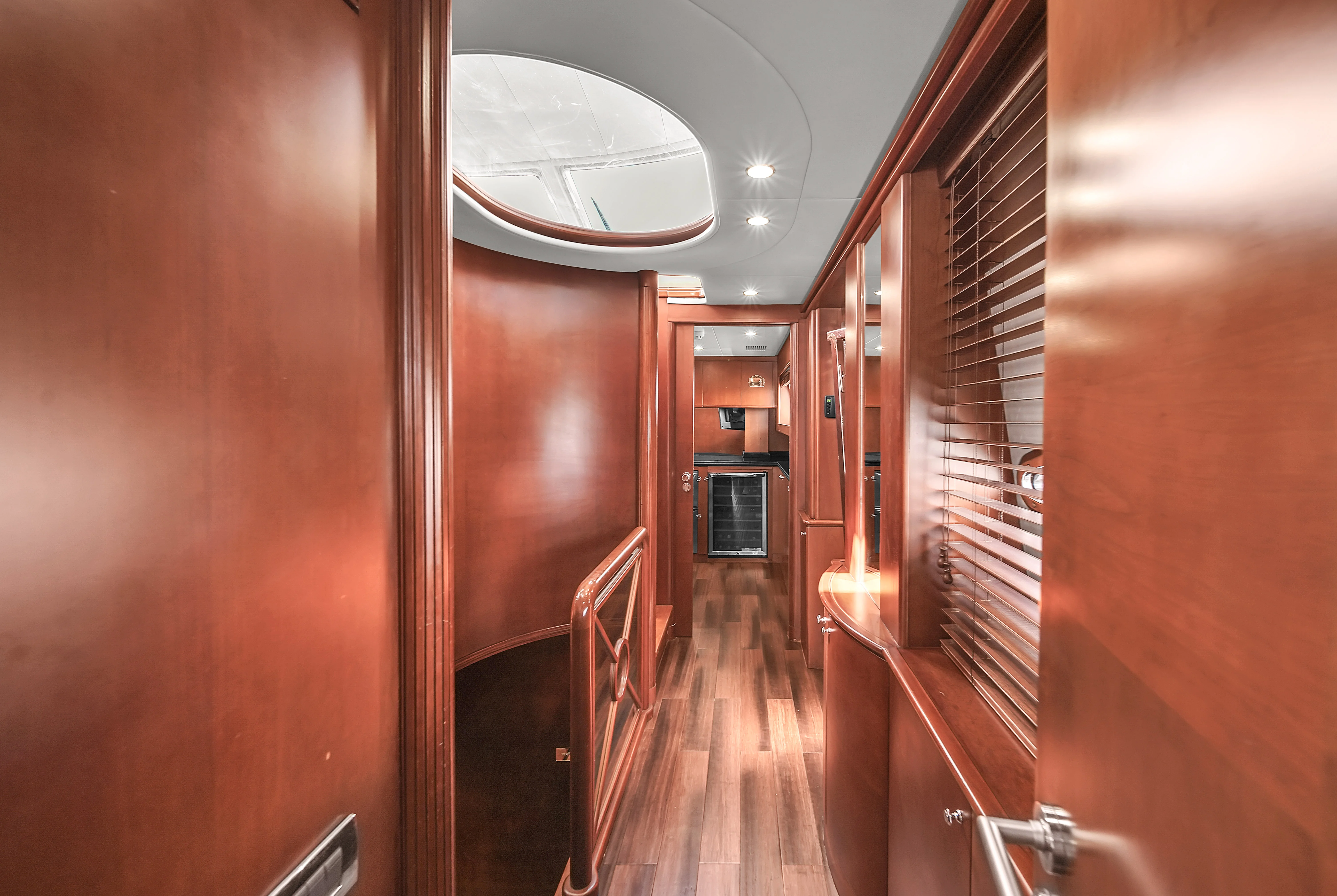 105ft Azimut Daniela panoramic view